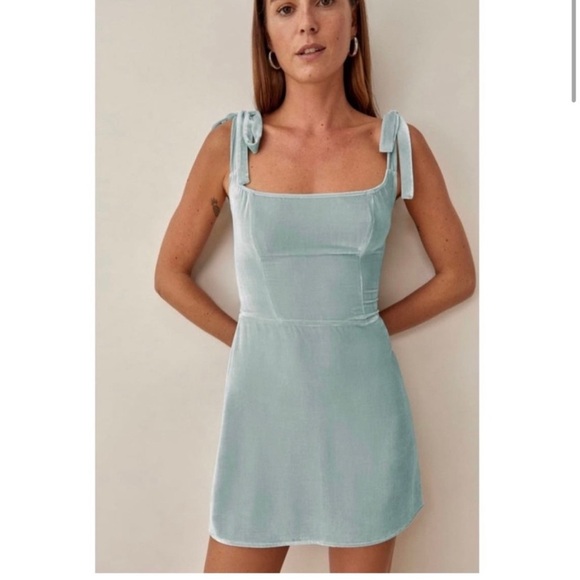 Reformation Minna Blue Velvet Mini Dress Size 12, only worn once! - Picture 2 of 10